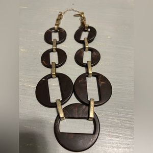 Plunder necklace like new